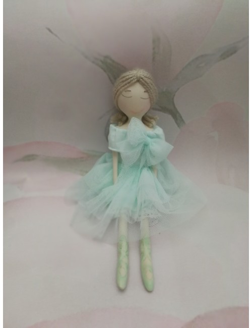 Bambolina ballerina in tulle e porcellana di capodimonte biscuit.